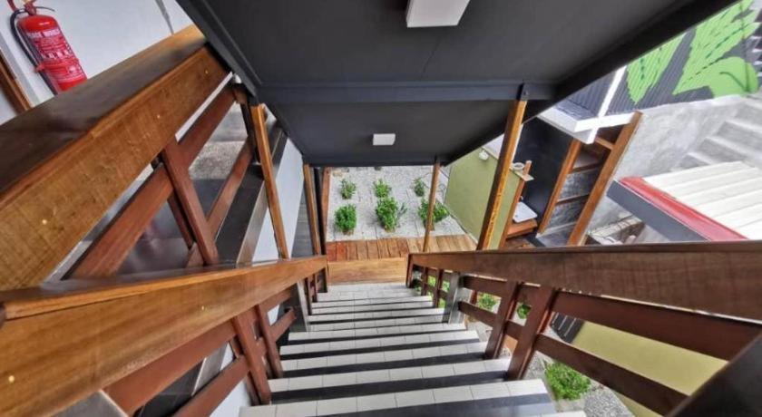 Kampong Pasir Hantu 停泊岛海滩箱子旅馆酒店 外观 照片